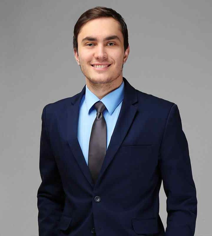 https://terrell4de.com/wp-content/uploads/2019/05/team_01-720x800.jpg